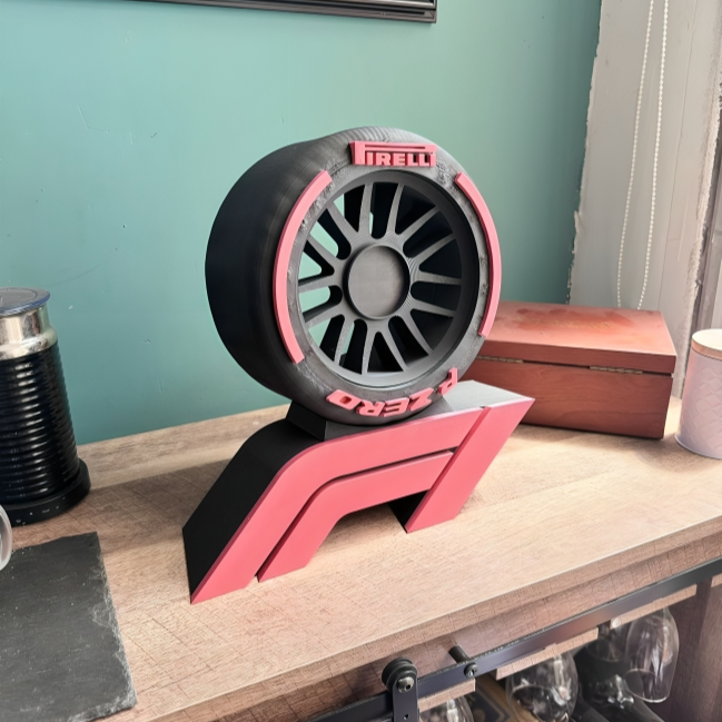 Neumático Decorativo F1 Pirelli + Base