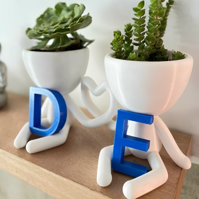 Maceta Unidos Corazón con Iniciales