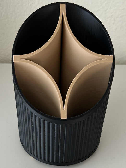 Organizador de Brochas de Maquillaje – Soporte Compacto y Elegante