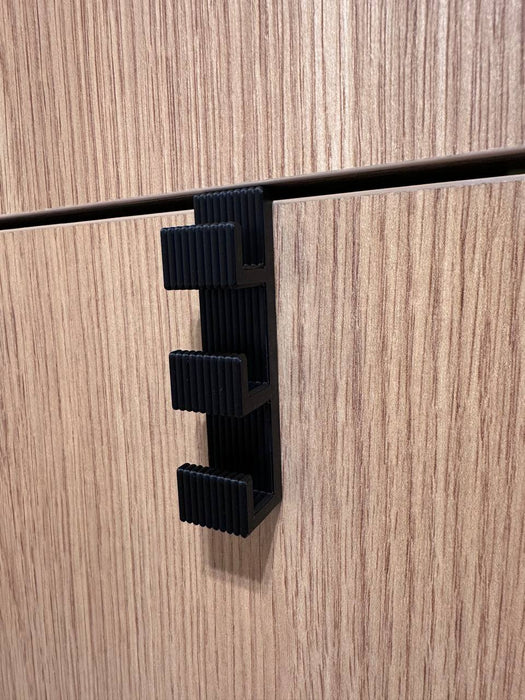 Gancho para Puertas y Muebles – Soporte Colgador sin Instalación