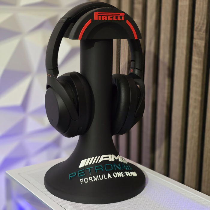Soporte para auriculares con el logotipo del equipo de Fórmula 1