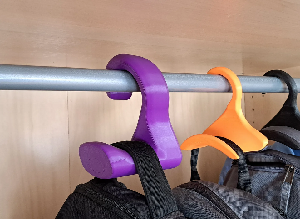Gancho Ultra Resistente para Bolsos y Mochilas – Soporte Heavy Duty