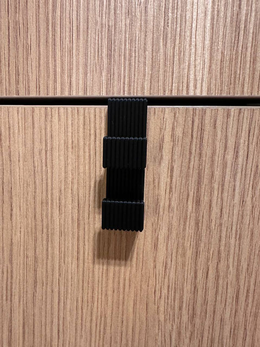 Gancho para Puertas y Muebles – Soporte Colgador sin Instalación