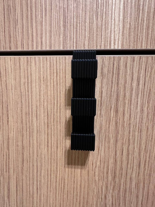 Gancho para Puertas y Muebles – Soporte Colgador sin Instalación
