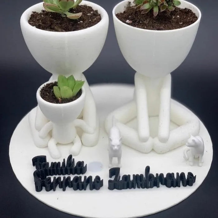 Maceta Familia 3 integrantes Sentados impreso en 3D Chile - Figura decorativa personalizada impresa en 3D