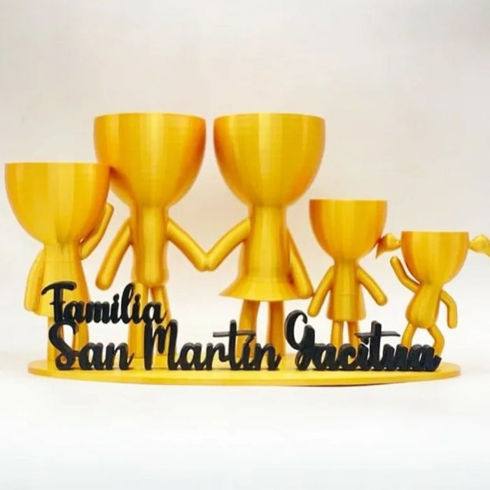 Maceta Familia 5 Integrantes + Nombre Familia impreso en 3D Chile - Figura decorativa personalizada impresa en 3D