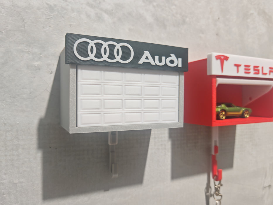 Llavero para garaje con puerta que se abre
