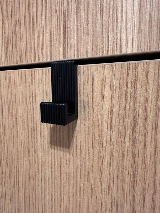 Gancho para Puertas y Muebles – Soporte Colgador sin Instalación