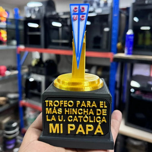 Trofeo Universidad Católica día del Papá impreso en 3D Chile - Figura decorativa personalizada impresa en 3D