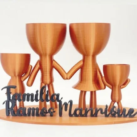 Maceta Familia 4 Integrantes + Nombre Familia impreso en 3D Chile - Figura decorativa personalizada impresa en 3D