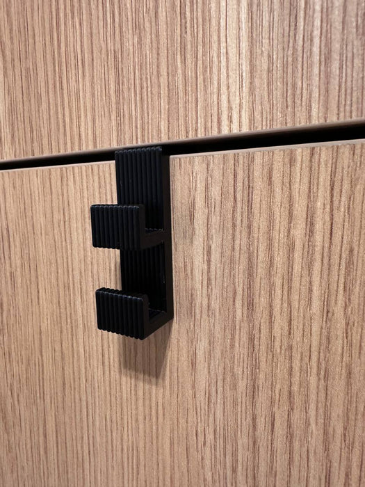 Gancho para Puertas y Muebles – Soporte Colgador sin Instalación
