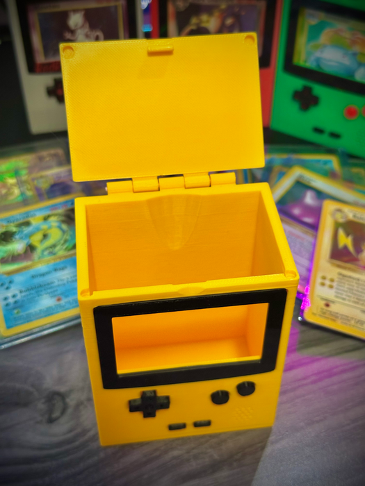 🎮 Deck Box Game Boy Color — Para Cartas TCG (60 a 100 cartas)